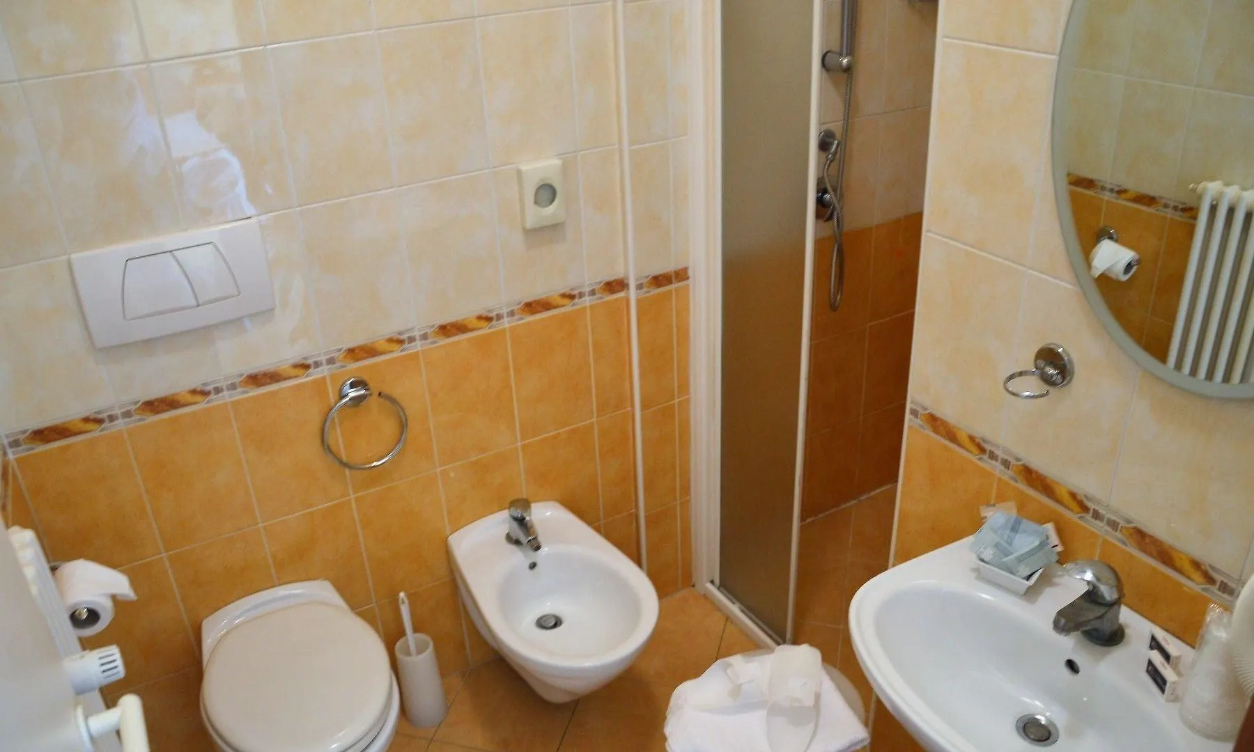 Hotel Carolin Rimini 3*,